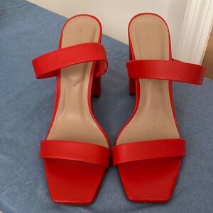 Comfortable block heels. Worn once. Perfect for vacation, pants and dresses